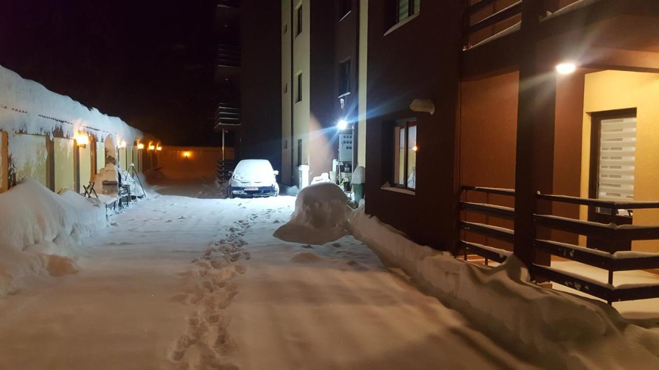 Hotel Apartament Eldya Comfort&Suites 프레데알 외부 사진