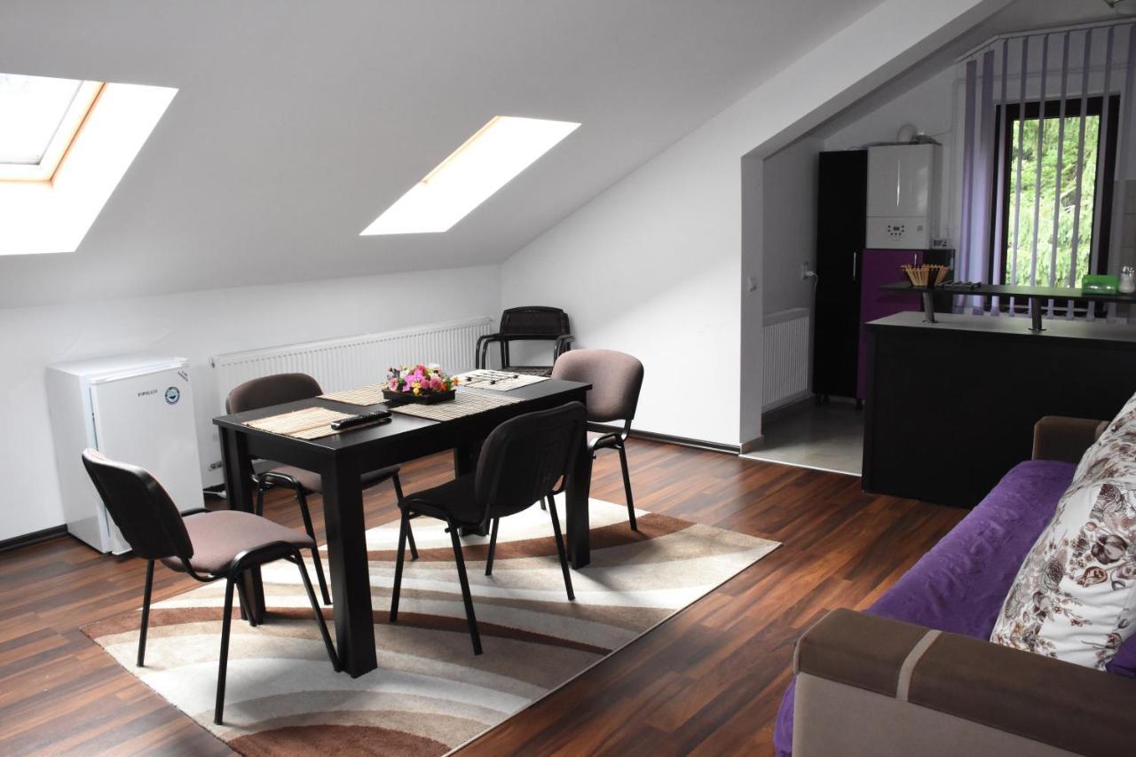 Hotel Apartament Eldya Comfort&Suites 프레데알 외부 사진