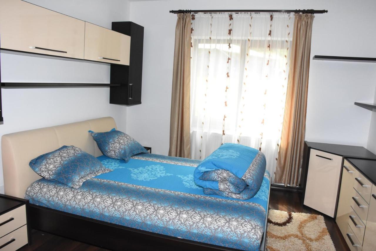Hotel Apartament Eldya Comfort&Suites 프레데알 외부 사진