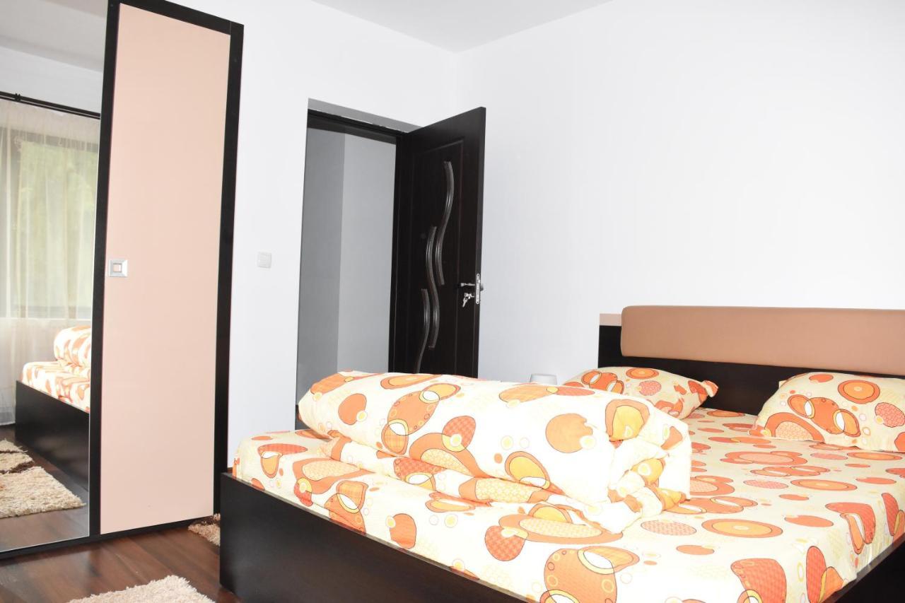 Hotel Apartament Eldya Comfort&Suites 프레데알 외부 사진