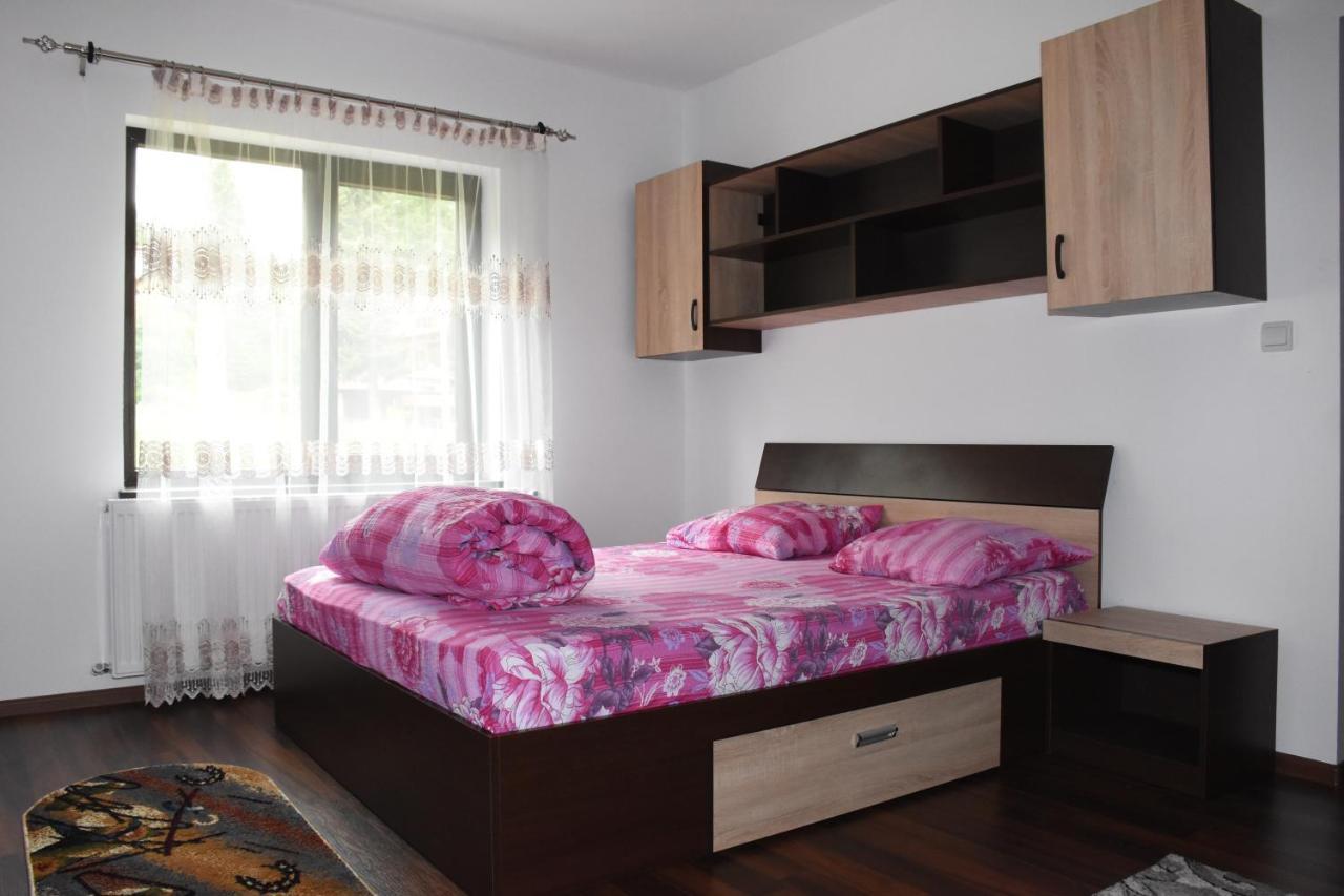 Hotel Apartament Eldya Comfort&Suites 프레데알 외부 사진
