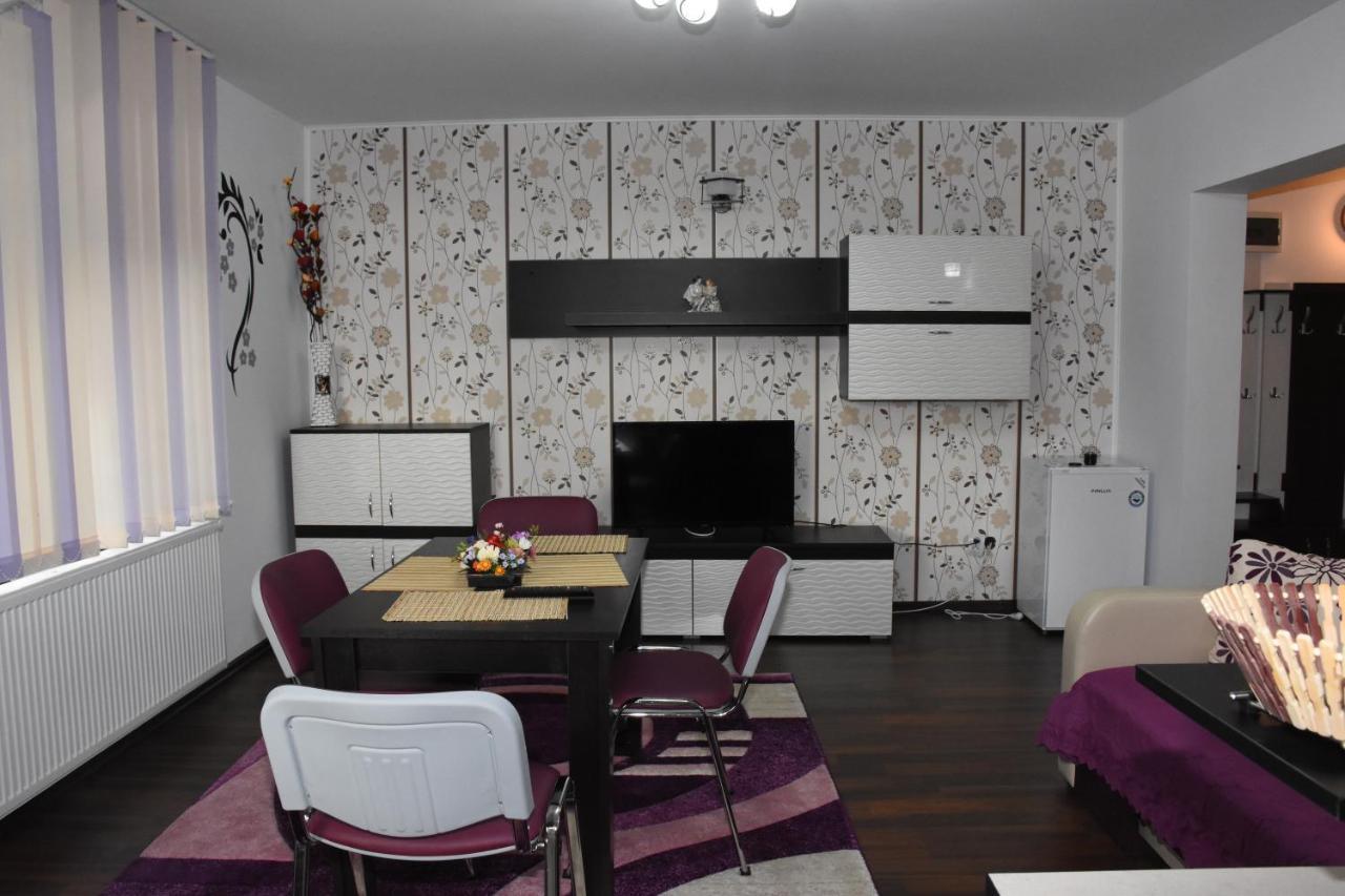 Hotel Apartament Eldya Comfort&Suites 프레데알 외부 사진