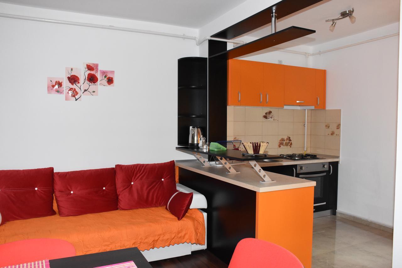 Hotel Apartament Eldya Comfort&Suites 프레데알 외부 사진