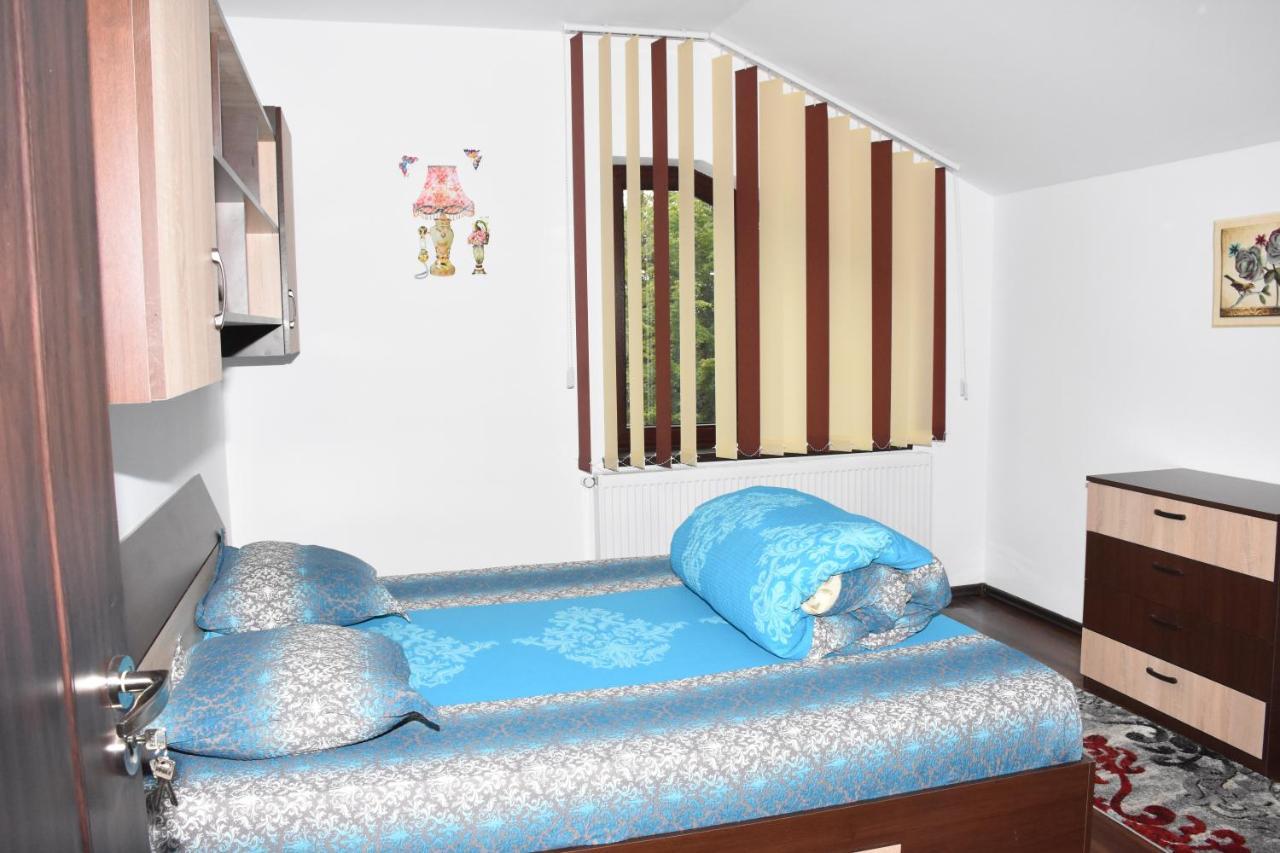 Hotel Apartament Eldya Comfort&Suites 프레데알 외부 사진