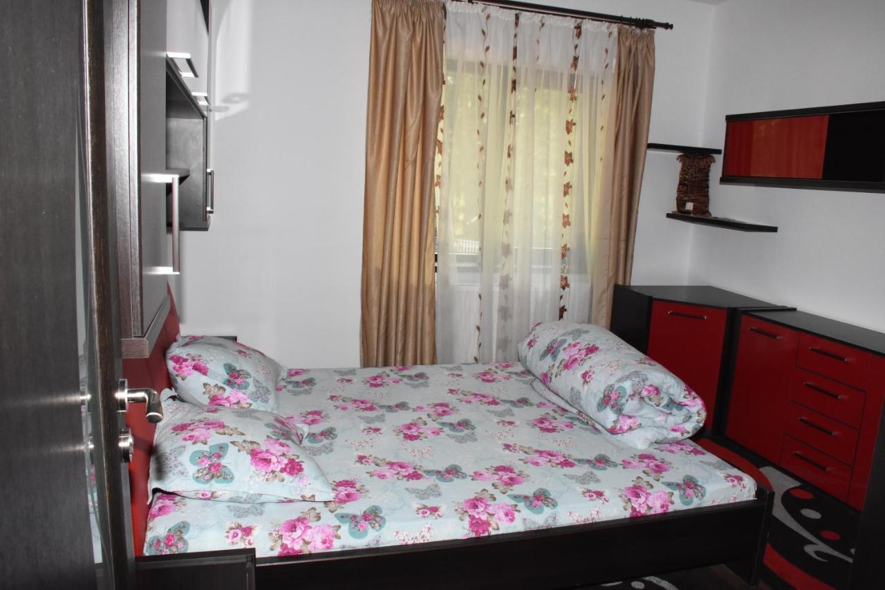 Hotel Apartament Eldya Comfort&Suites 프레데알 외부 사진