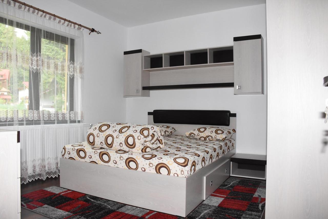 Hotel Apartament Eldya Comfort&Suites 프레데알 외부 사진