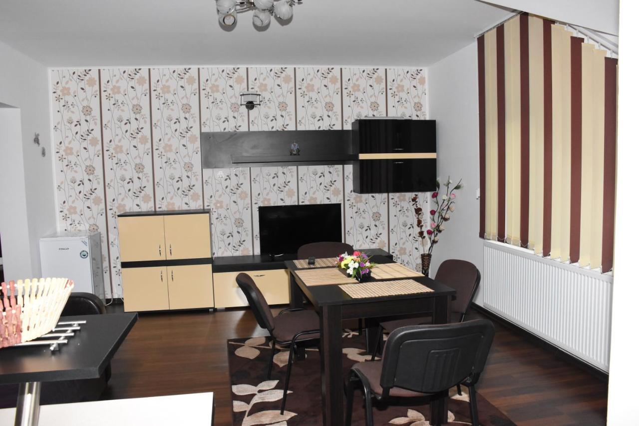 Hotel Apartament Eldya Comfort&Suites 프레데알 외부 사진